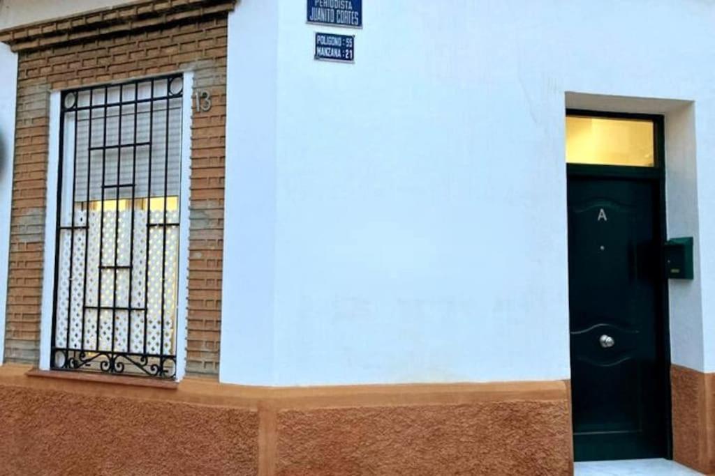 El Patio De Olletas Apartment มาลากา ภายนอก รูปภาพ
